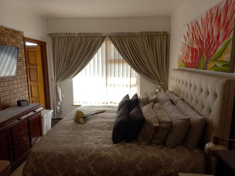 3 Bedroom Property for Sale in Mossel Bay Western Cape